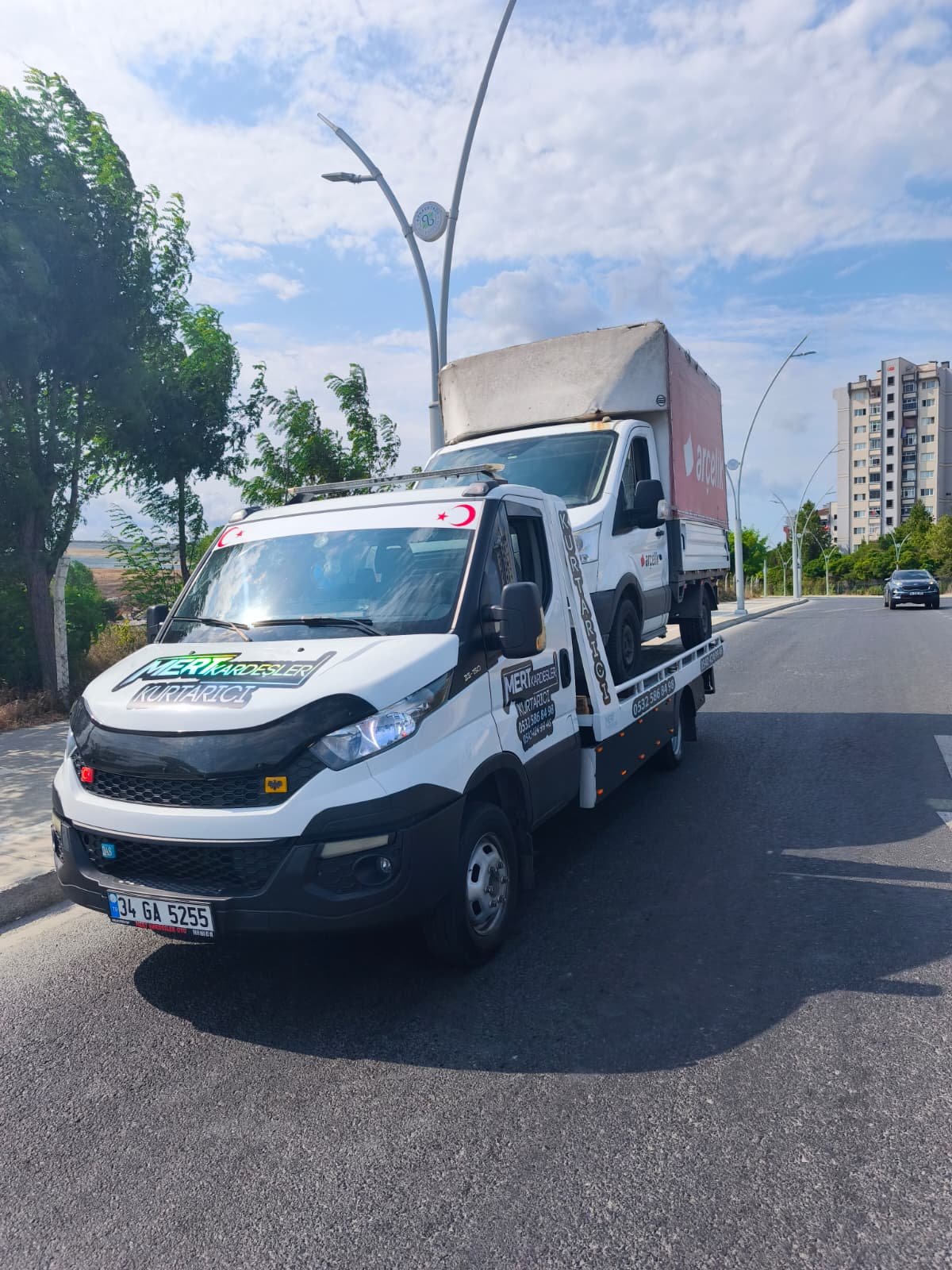 Mert Kardeşler Çekici